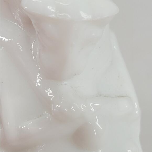 Fenton White Milk Glass Cat Hobnail Vintage Glass Boot Shoe Figurine - Picture 8 of 9